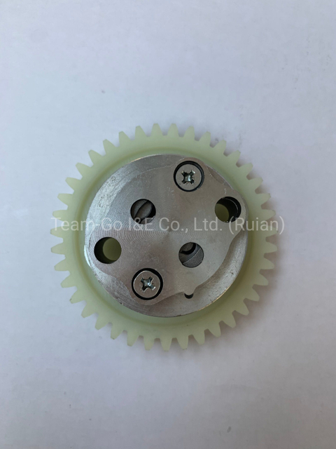 Lubrication Role Oil Pump of Motorcycle Part Cg150