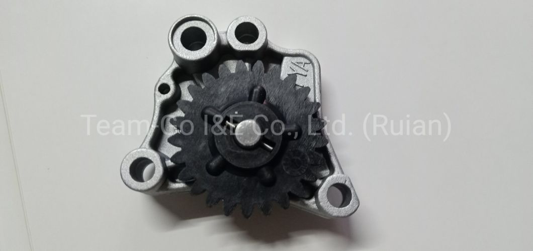 Motorcycle Spare Part Oil Pump a Quality Model CB110